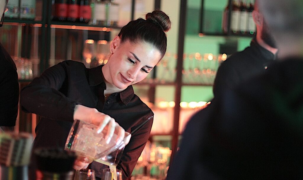 Nursemin, Barkeeper